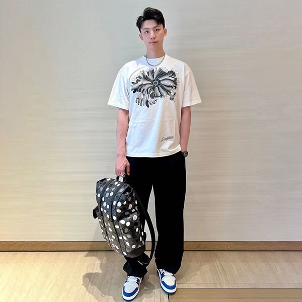 2025年最新】Yahoo!オークション -「草間彌生tシャツ」(LOUIS 2025年最新】Yahoo!オークション -「草間彌生tシャツ」(LOUIS