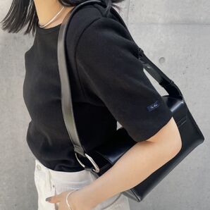 mline(mystic)ちび半袖Tシャツ ブラック ロゴ リブチビ カットソー 黒 袖ロゴ ミスティック トップス