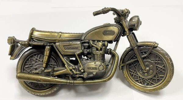 レッドバロン 世界の名車シリーズ YAMAHA 650XS-1 特別限定版
