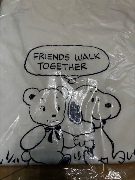 ファミリア スヌーピーコラボTシャツ