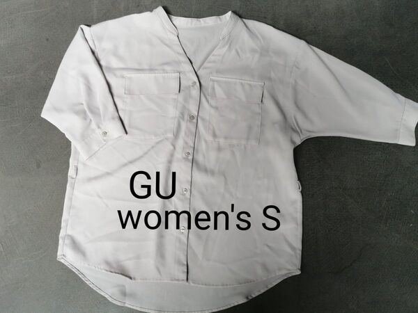 GU ジーユー マットサテンダブルポケットシャツ 七分袖 レディースS