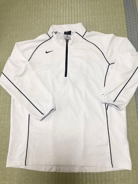 NIKE ドライフィット スポーツ