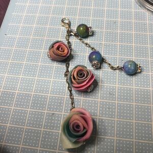  pastel color. rose rose rose .b LOOPER pull Jade. strap 