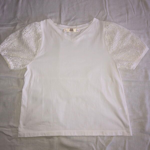 Dot and Stripes 白 カットソー 袖レース パフスリーブ 半袖 Vネック