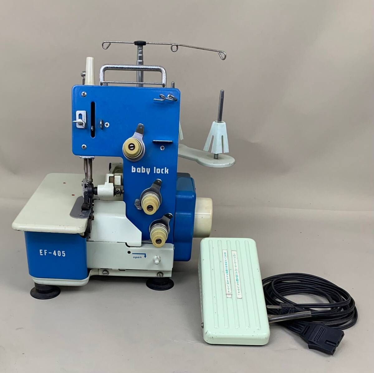 Juki Baby Lock EF-405 Serger 3 Thread W/Singer Pedal