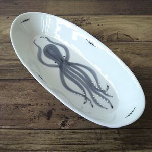 新品 日本製 波佐見焼 オーバル 深皿 デリカプレート たこ オクトパス