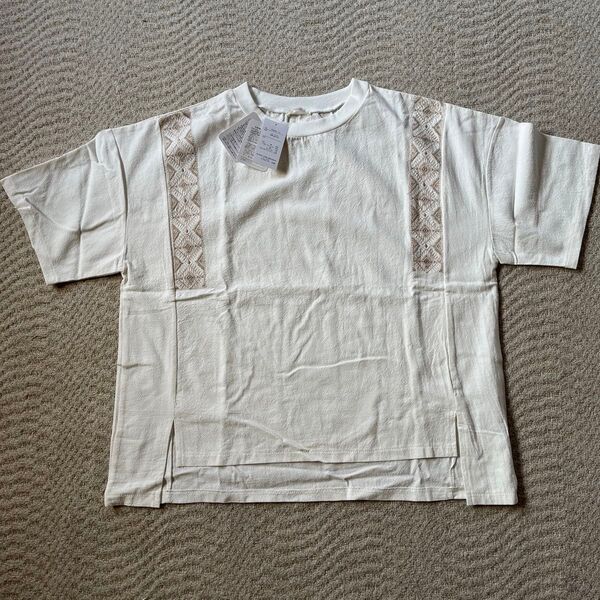 アジアン系 刺繍模様 アイボリー カットソー L〜L L 新品未使用 胸囲56.5 着丈前56・後62