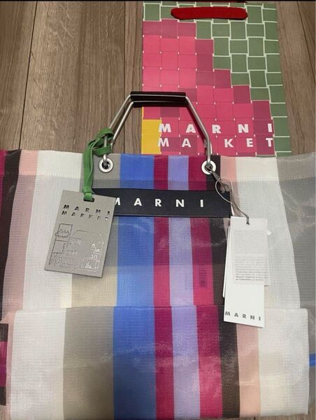 新品 マルニマーケット トートバッグ リリーホワイト 百貨店購入
