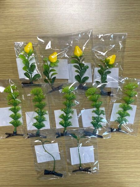 草生えてて草 ヘアクリップ 11個 まとめ売り バラ売り可
