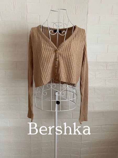 【Bershka】長袖 ショートカーディガン 長袖 Vネックカーディガン