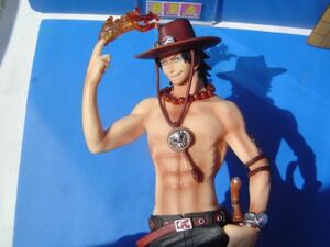 ワンピース置物ONE PIECE FIGURE人形フィギュア　　ポートガスエースファイアジオラマ