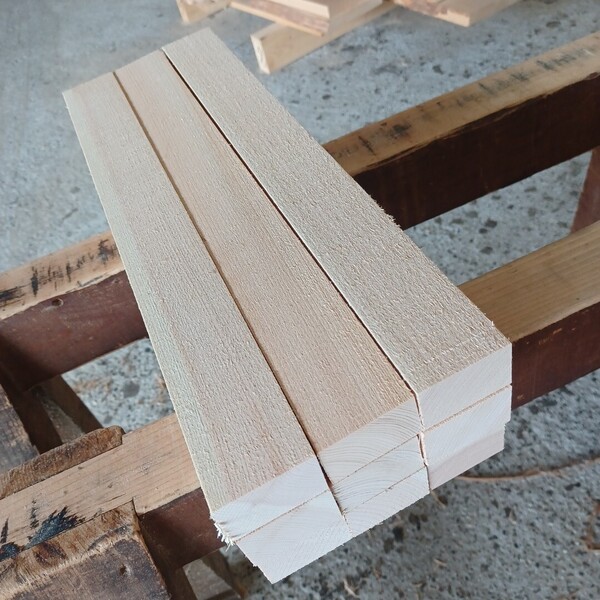 角材-902【44.5×4.7×3~3.5cm】 国産ひのき 角材 9本セット テーブル脚 枠組み 一枚板 無垢材 桧 檜 DIY