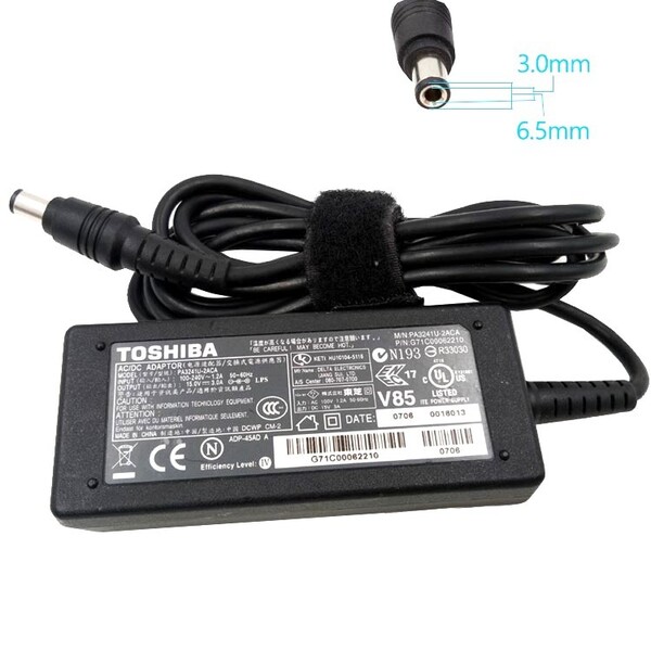 【中古パーツ】TOSHIBA 東芝 PA3282U-1 PA3260U PA3092U PA3048Uなど 15V 4A ACアダプタ 外径6.5mm 内径3mm ■PA3282U-1ACA