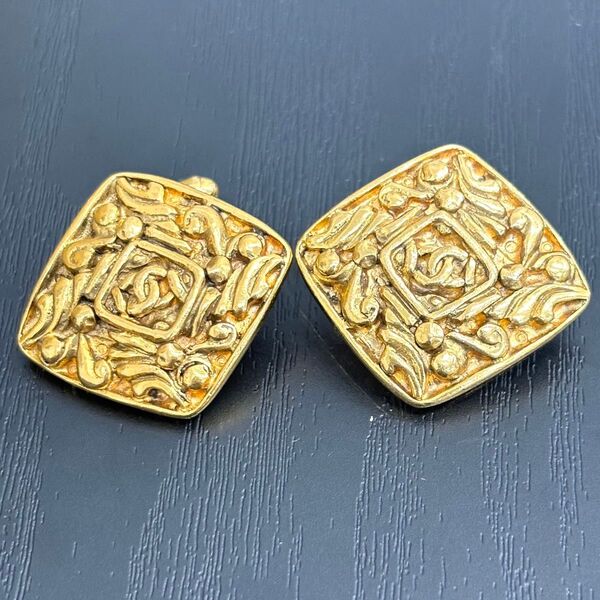 ★美品★CHANEL シャネル ビンテージ カフリンクス カブスボタン ゴールド 金色 ヴィンテージ ゴールドカラー アクセサリー