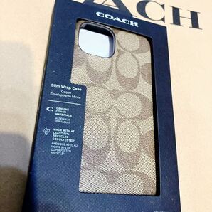 送料込●新品●14300円 COACH カーキ系G iPhone15 iPhoneケース 型押しレザー シグネチャー スマホケース コーチ コーテッドキャンバス