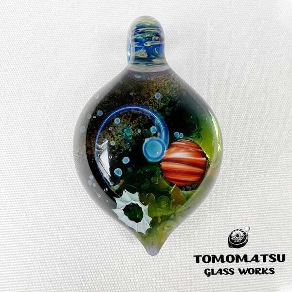 【送料無料!】 TOMOMATSU GLASS WORKS/ガラスペンダントトップ/宇宙 スプーンタイプ/コスモ/個性的/ハンドメイド/日本製/ガラス細工