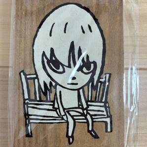 奈良美智 リンゴ箱のポストカード 送料無料 青森県立美術館 Broken Heart Bench グッズ りんご箱 YOSHITOMO NARA 限定 廃材