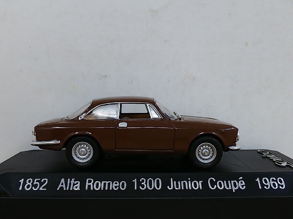 Yahoo!オークション -「alfa romeo」(ソリド) (自動車)の落札
