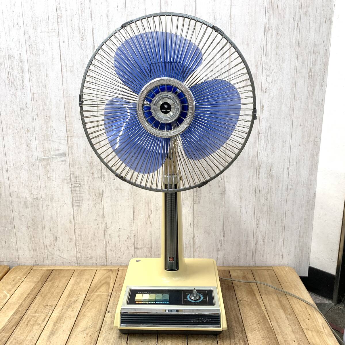 Yahoo!オークション -「ef7」(扇風機) (電化製品)の落札相場 Yahoo!オークション -「ef7」(扇風機) (電化製品)の落札相場