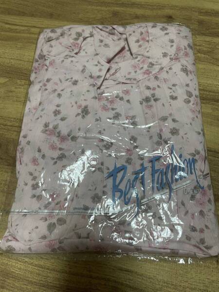 お値下げ!!新品未使用!送料無料!レディースパジャマ Best Fashion 淡いピンク 花柄 日本製 半袖 上下セット