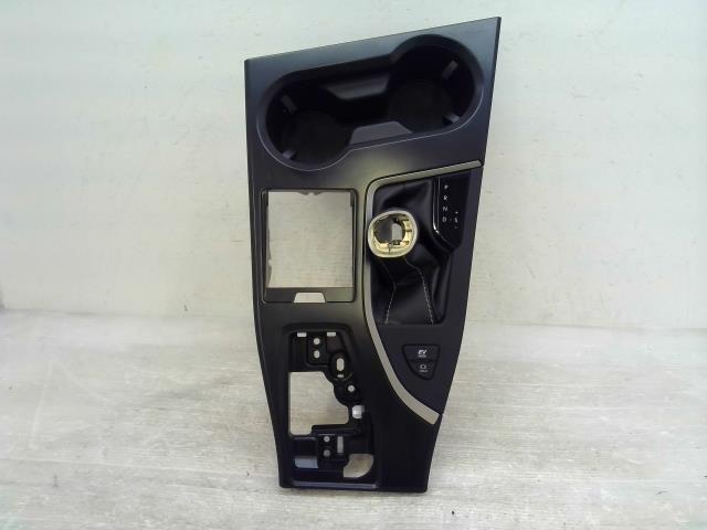レクサス UX 6AA-MZAH10 「コンソールパネル」 085 yatsu