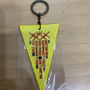 【匿名配送・送料無料】King Gnu Live Tour 2020 “CEREMONY” ライブグッズ ペナントキーホルダー イエロー 新品未開封 レア キングヌー