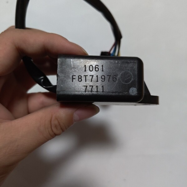 40929 W650 キャブヒーターコントロールユニット 実働取外し 純正 中古
