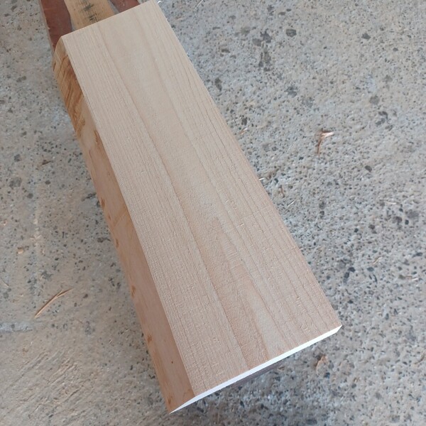 A-1824【48.2×16.7~17×3.5cm】 国産ひのき 片耳付板 まな板 棚板 看板 一枚板 無垢材 桧 檜 DIY