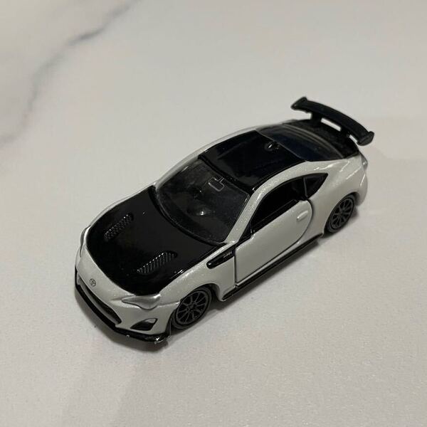 送料無料 廃盤 絶版 トミカプレミアム トミカ No.16 トヨタ TOYOTA 86 GRMN GAZOO RACING ゆうパケットポスト発送