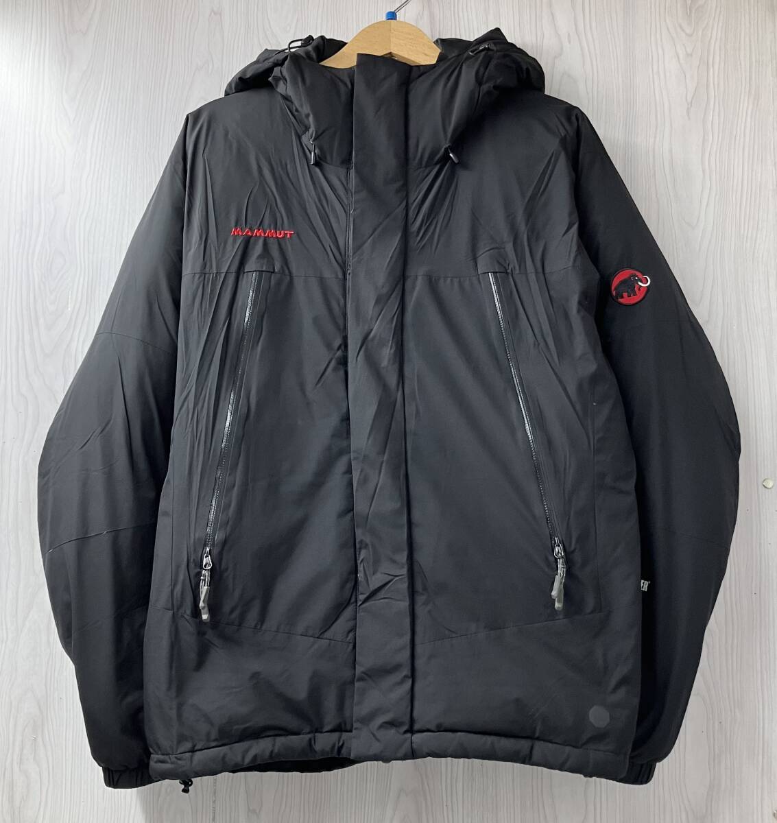 MAMMUT ダウンジャケット ブラック