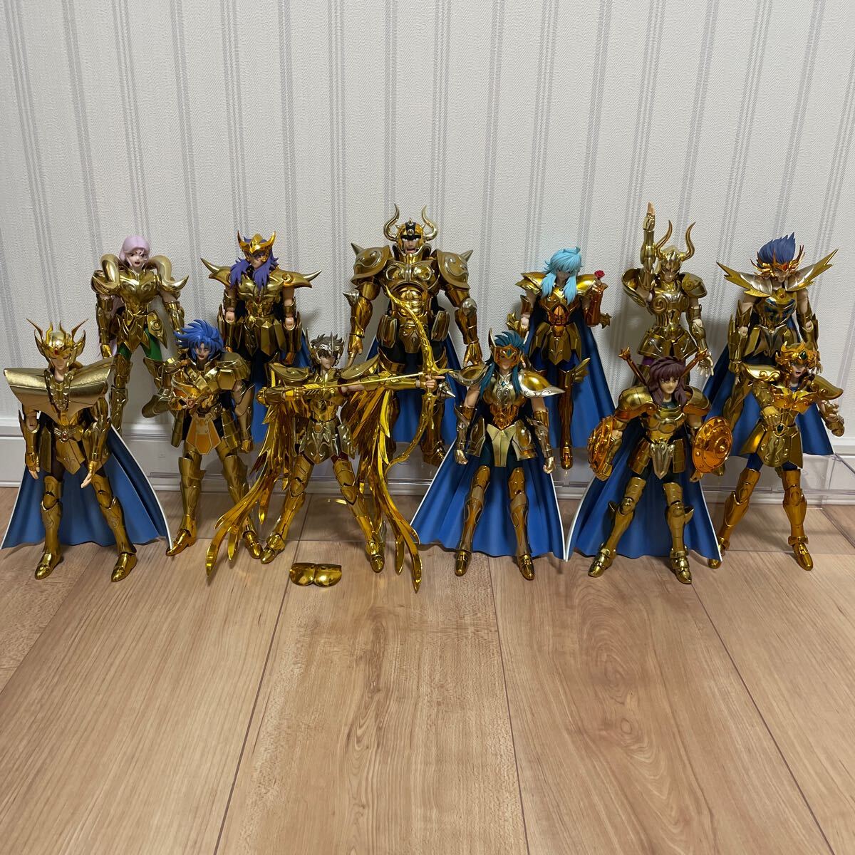 Yahoo!オークション -「黄金聖闘士12体セット」(ゴールド Yahoo!オークション -「黄金聖闘士12体セット」(ゴールド