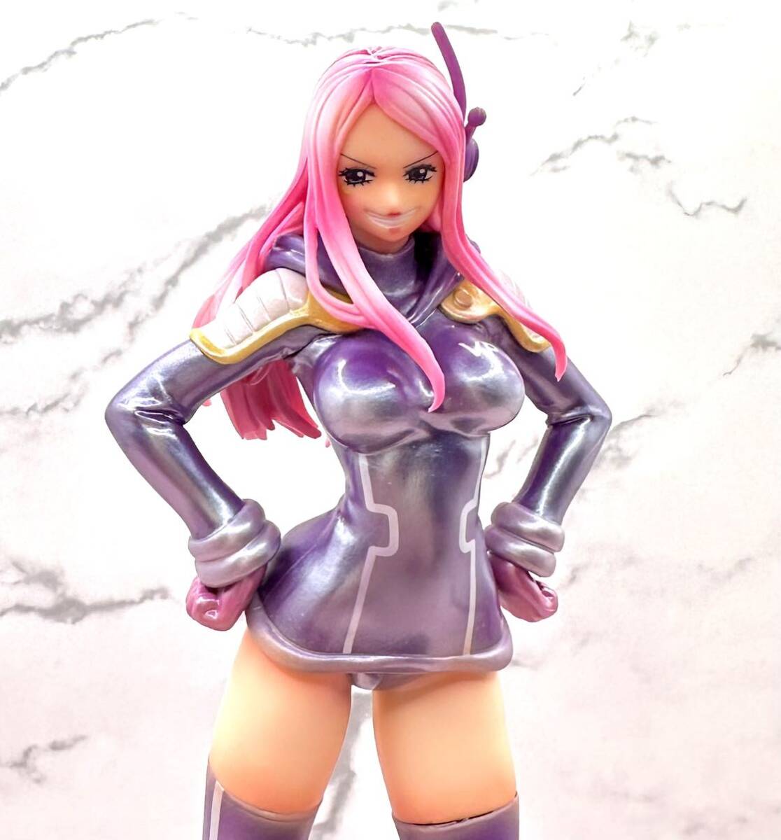 ワンピース ボニー フィギュア リペイント 完成品 onepiece POP
