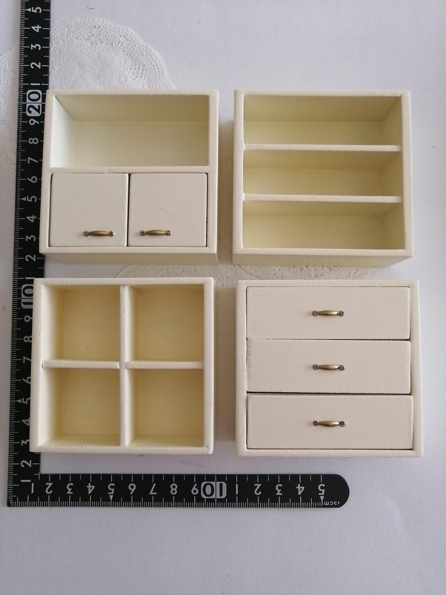昭和レトロ 人形 箪笥 洋服 5着付き タンス 家具 ままごとドール