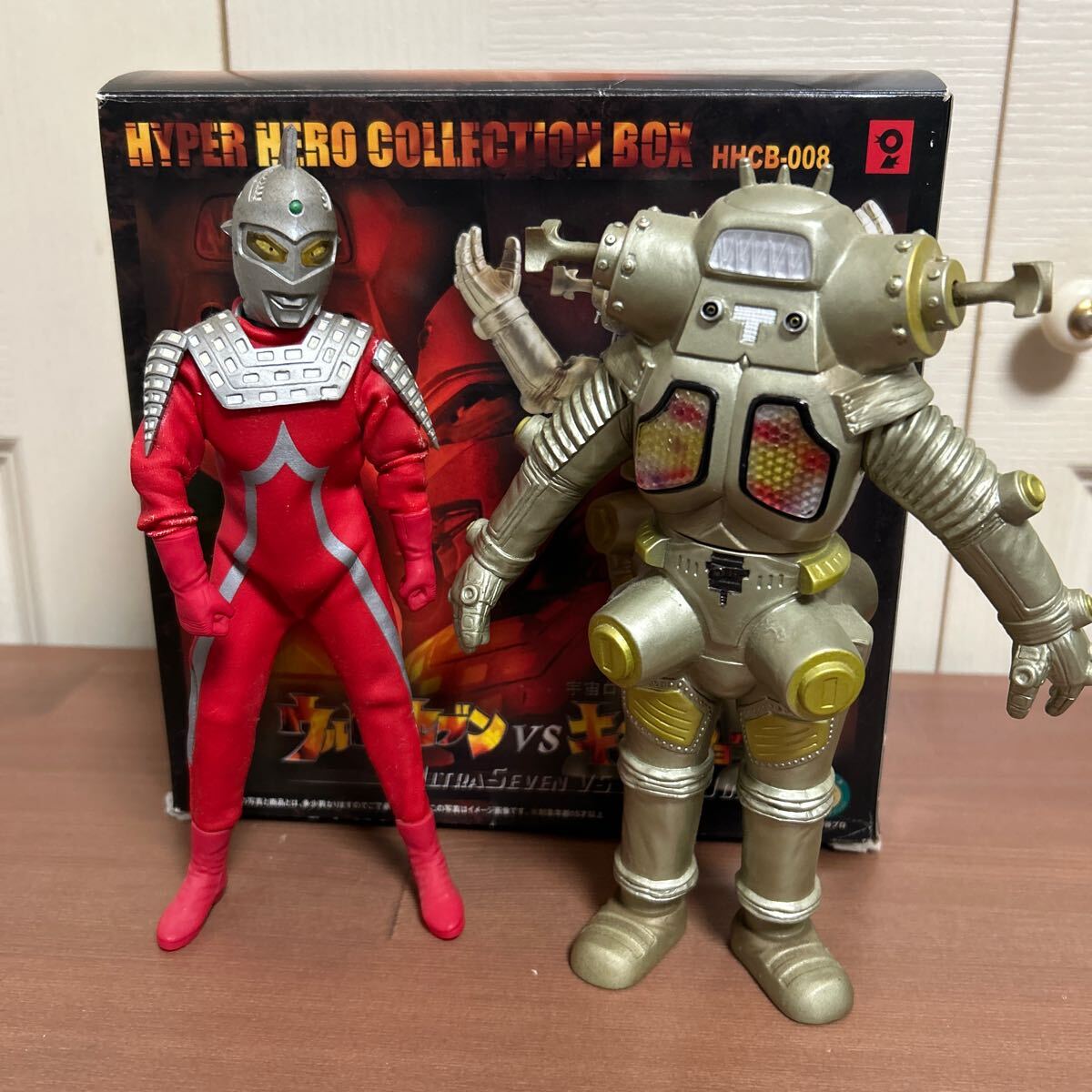Yahoo!オークション -「ウルトラセブンvsキングジョー Yahoo!オークション -「ウルトラセブンvsキングジョー