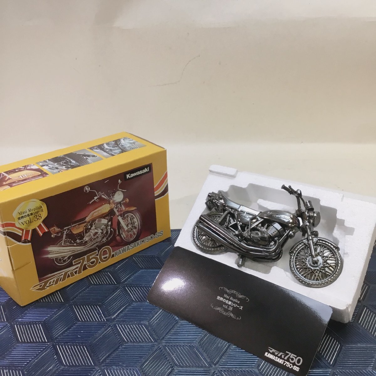 Yahoo!オークション -「カワサキ マッハ 750ss」(オートバイ Yahoo!オークション -「カワサキ マッハ 750ss」(オートバイ
