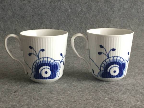 送料込 即決 ロイヤルコペンハーゲン フルーテッドメガ ブラック マグ ペア ROYAL COPENHAGEN