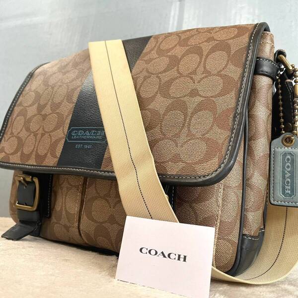 A4/美品 コーチ coach メッセンジャーバッグ ショルダー ボディ ヘリテージ シグネチャー フラップ PVC ネイビー 大容量 メンズ ビジネス