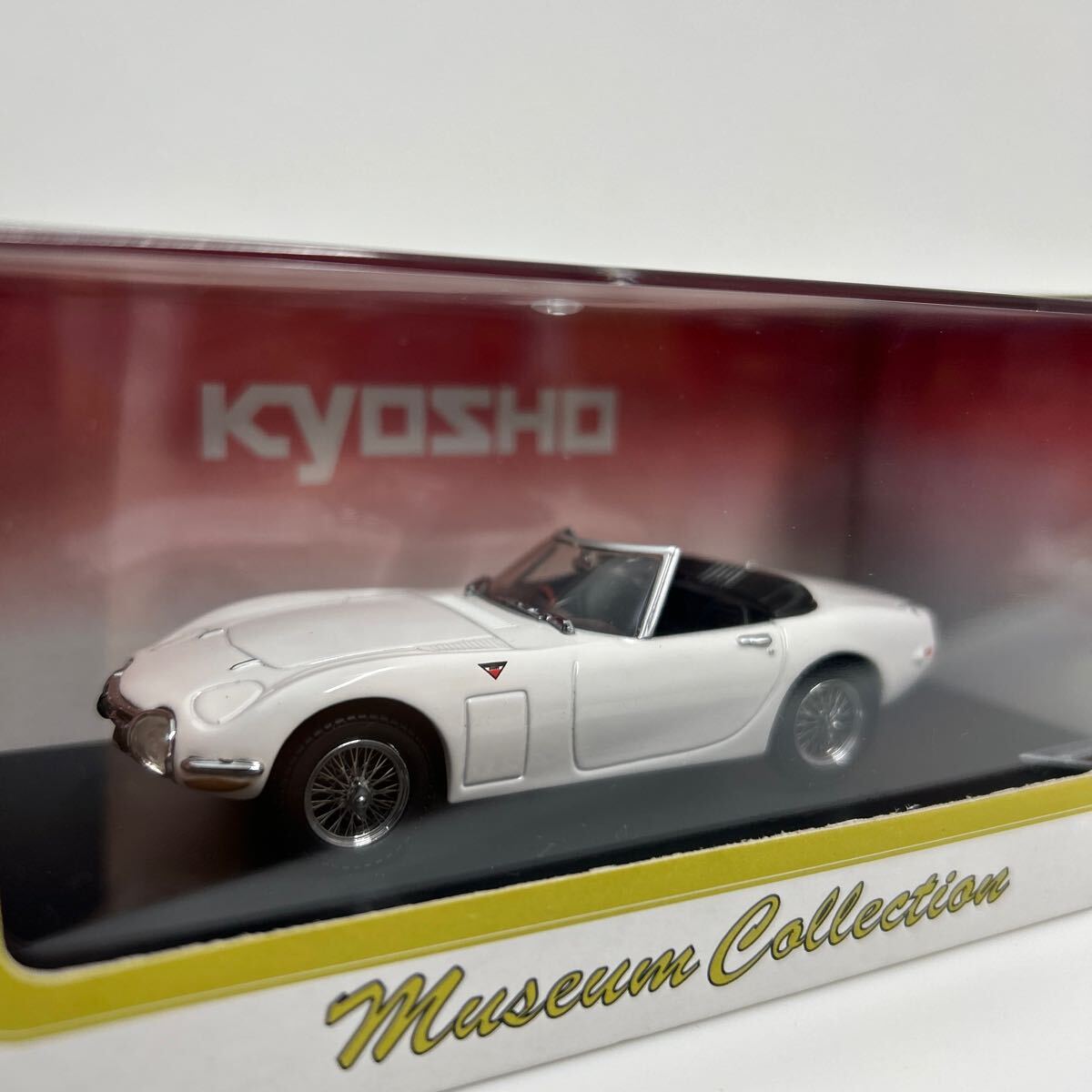 1/43 KYOSHO トヨタ 2000GT （ブルークローム） - ミニカー