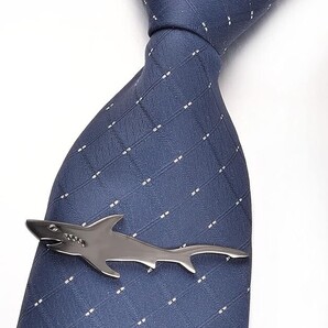 タイピン ネクタイピン 鮫 黒 さめ タイピン タイピン おもしろ プレゼント ユニーク パーティー 平日出勤 結婚式 就職祝い 進学祝い