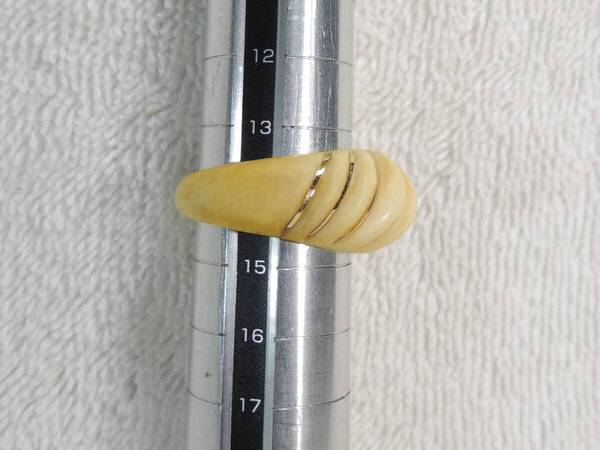 【質問欄より値下げ交渉可】 象牙風・金部分付き・金種刻印欠品・ヴィンテージ リング・レディース指輪・欠品・14号・総重量:約2.40g