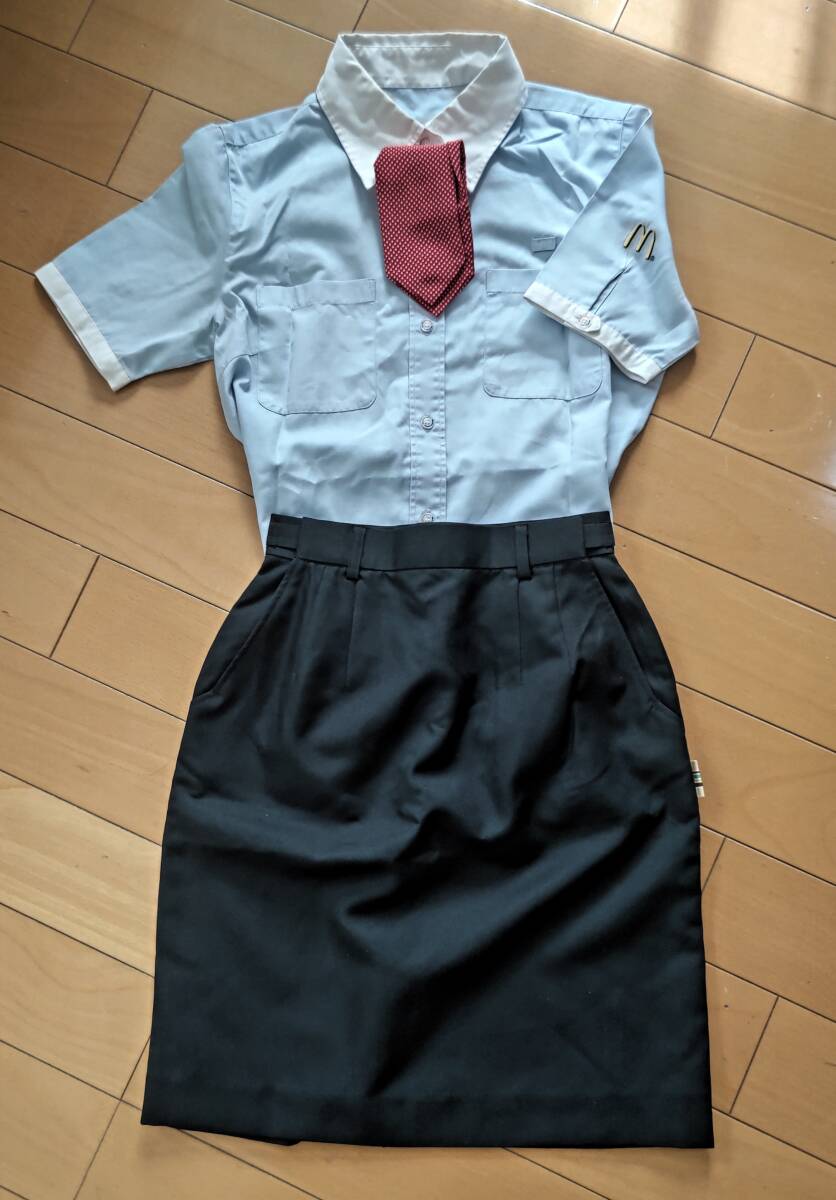 Yahoo!オークション -「制服 マクドナルド」の落札相場・落札価格 Yahoo!オークション -「制服 マクドナルド」の落札相場・落札価格