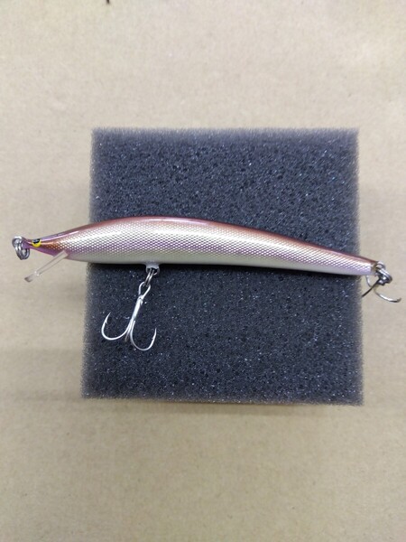 ザウルスバルサ50ブラウニー9㌢中古美品①