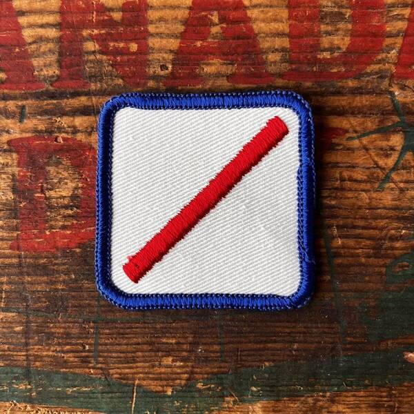 【USA vintage】アルファベット ワッペン スラッシュマーク / alphabet 刺繍ワッペン アメリカ ビンテージ