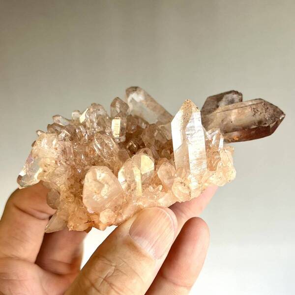 高品質 ヒマラヤ マニカラン産 ピンククラスター 11 インド 水晶 クラスター