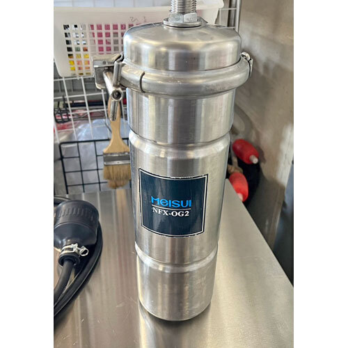 （中古品）メイスイ MEISUI NFX-OC 浄水器 業務用 浄水器 本体+カートリッジ メイスイ I形 NFX-OC 直径104×高さ384
