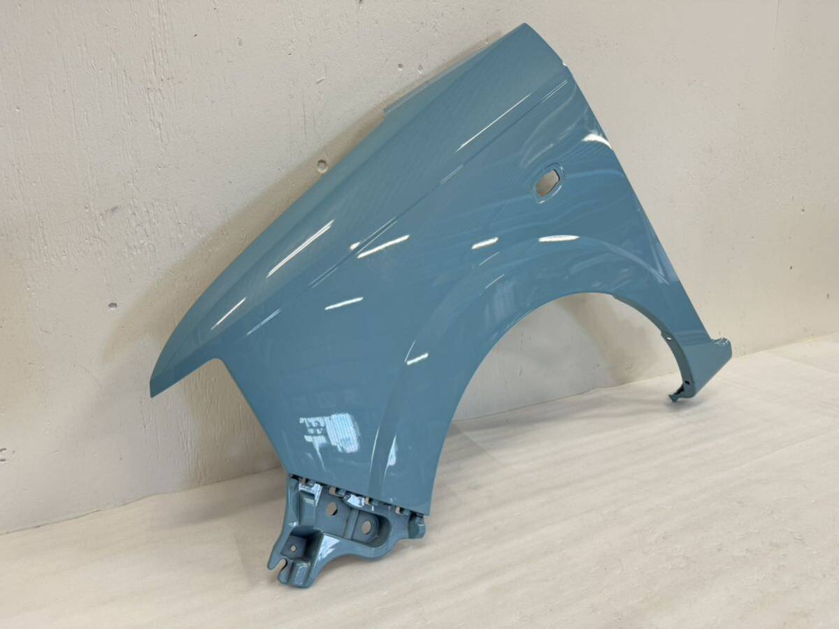6S26 【凹なし】 ミラトコット LA550S 純正 フェンダー 左 53812-B2B00 青系 6S26 【凹なし】 ミラトコット LA550S 純正 フェンダー 左 53812-B2B00 青系