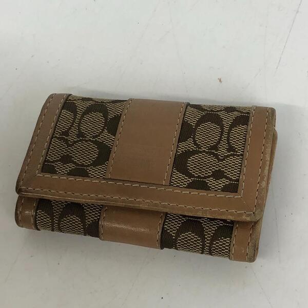 COACH コーチ シグネチャー キーケース 小物 ベージュ ブランド 鍵 キークリップ キーホルダー カギ