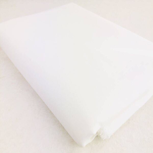 接着芯 110×200 厚 2m バッグや小物作りに しっかりめ ややしなやか ハンドメイド資材
