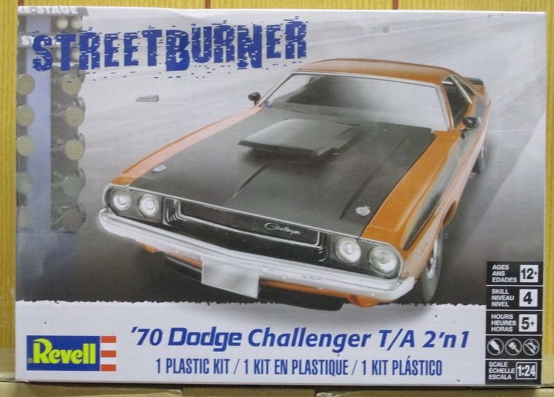 Amazon.com: Revell 1: 24 '70 Dodge Challenger 2 'N 1