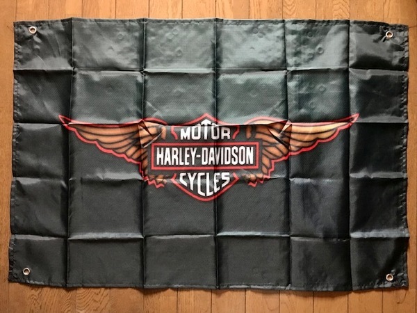 ハーレーライダー必見!ハーレーダビッドソン Harley Davidsonロゴ フラッグ タペストリー お部屋に・ガレージに! 送料サービス!